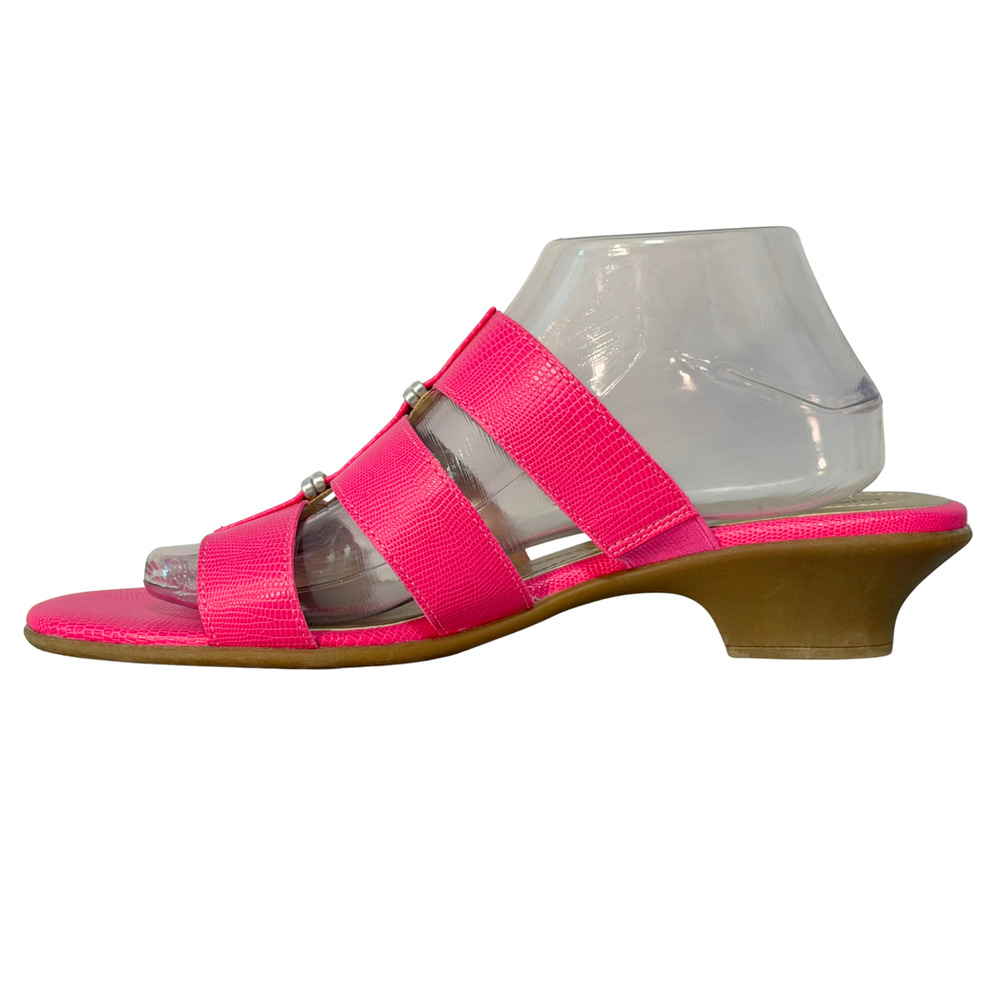 East 5th Sz 11 Triple Strap Sandals Kitten Heel Hot Pink Textured Barbie Y2K - Picture 4 of 9